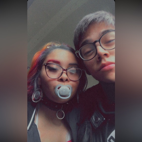 Meet your Posher, Melina - Picture 3 of 3